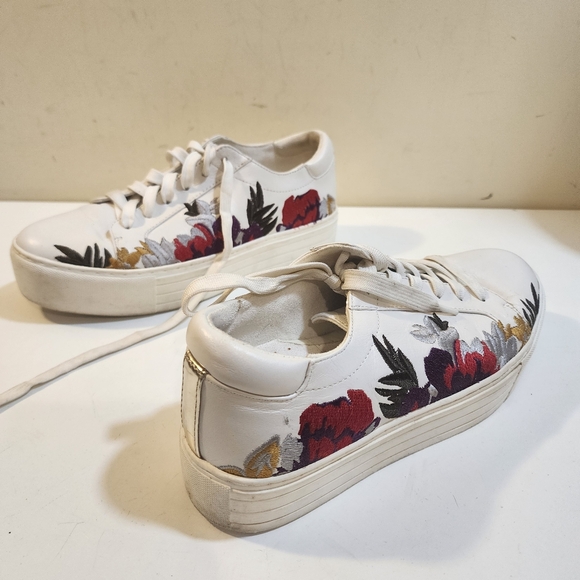 KENNETH COLE Abbey Women's White Floral Embroid Leather  Casual Sneakers size 8M - Picture 3 of 13
